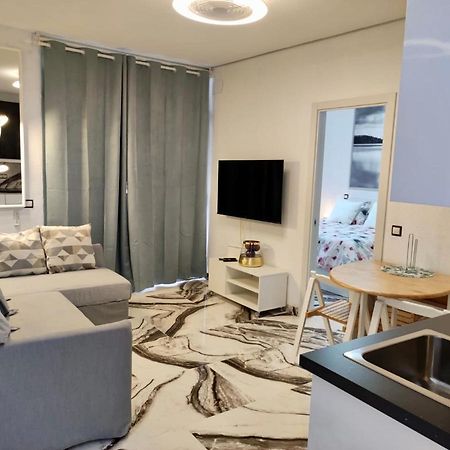 2 Bedrooms Flat + Balcony + Parking At Las Canteras Beach Las Palmas de Gran Canaria Kültér fotó