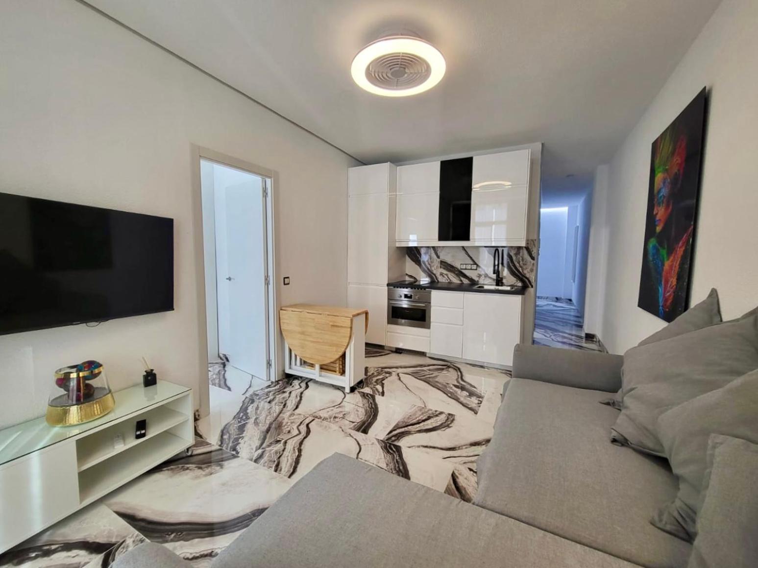 2 Bedrooms Flat + Balcony + Parking At Las Canteras Beach Las Palmas de Gran Canaria Kültér fotó